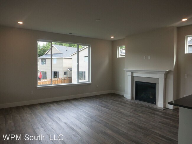 Building Photo - 6 br, 3.5 bath House - 33284 Glacier Ave SE