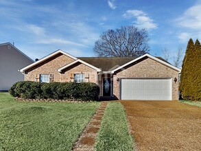 Building Photo - 6005 Mountview Dr