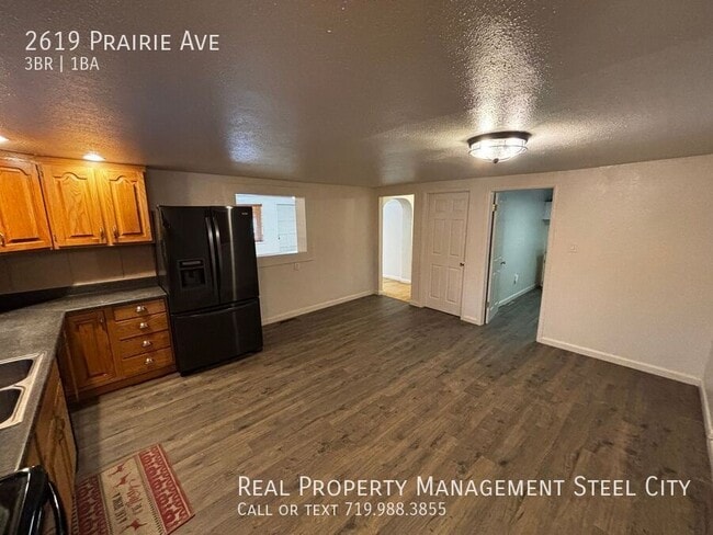 Foto del edificio - 2619 S Prairie Ave