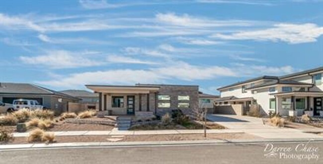 Foto del edificio - Stunning Desert Color Home