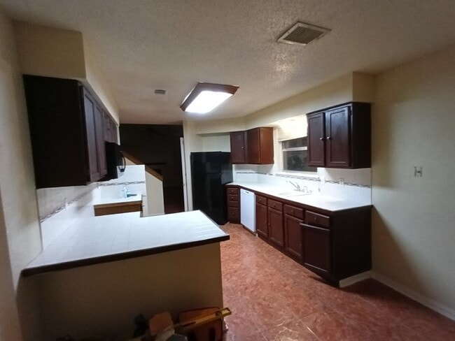 Foto del edificio - 2701 Willow Springs Rd