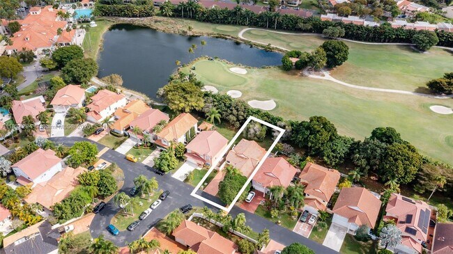 Foto del edificio - 4725 NW 103rd Ct