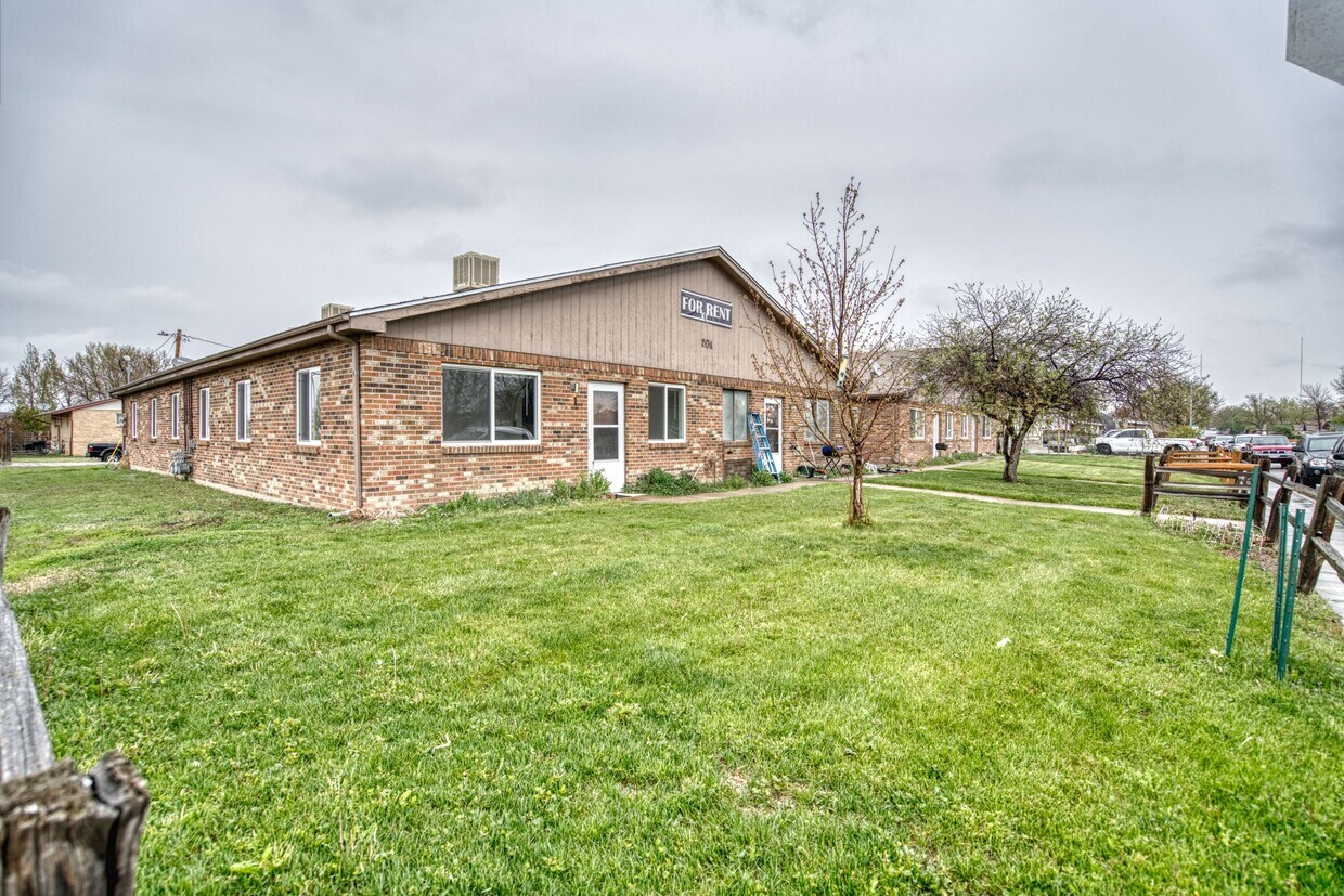 101 4th St Unit 1, Frederick, CO 80530 Apartment for Rent in