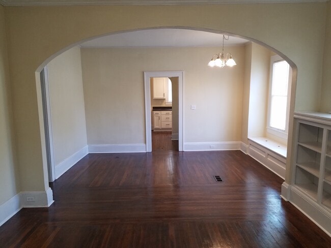 Building Photo - 4426 Springfield Blvd