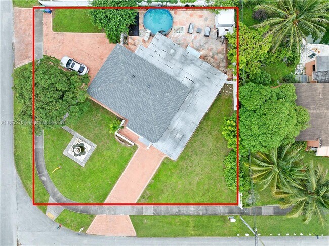 Foto del edificio - 951 NW 148th St
