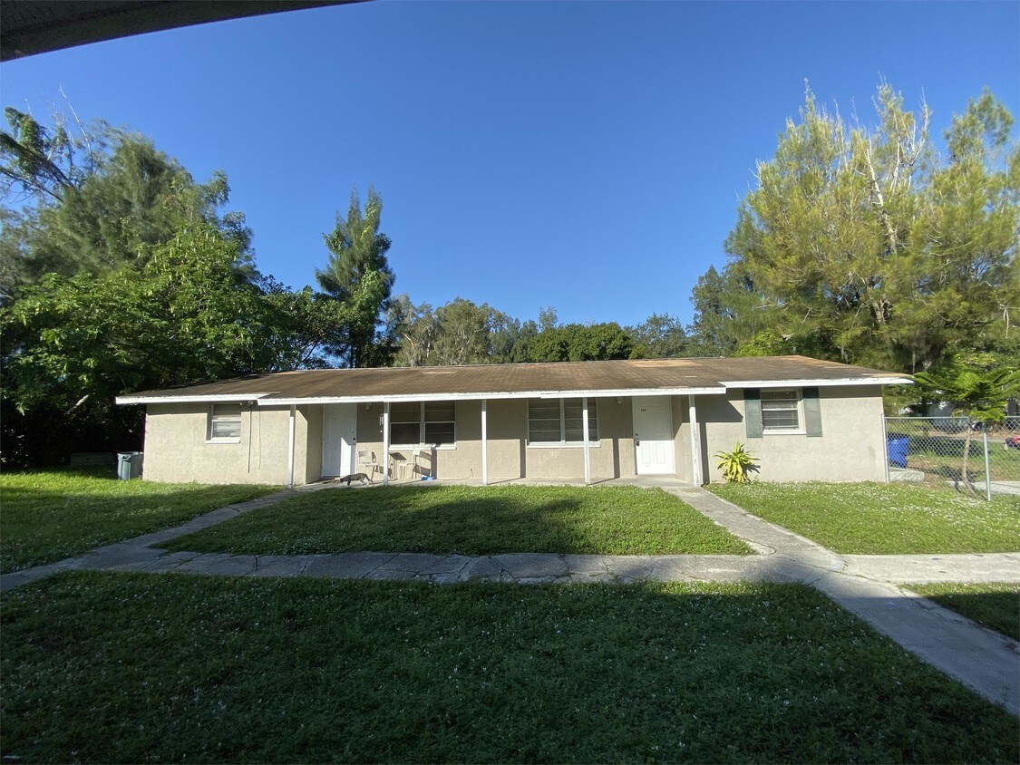 Primary Photo - 286 Lowell Ave
