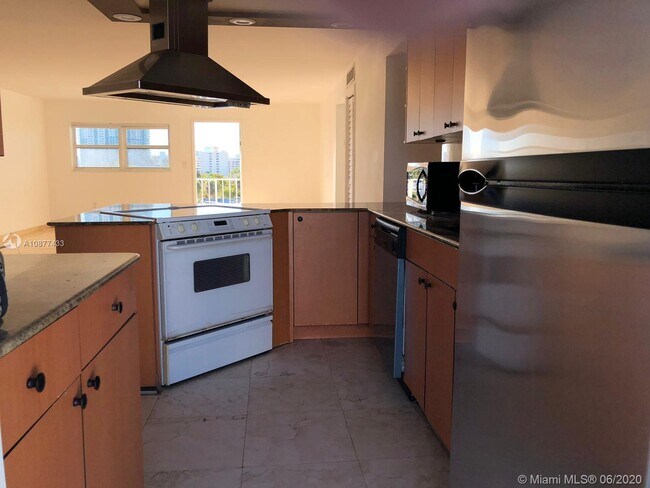 Foto del edificio - 801 Meridian Ave