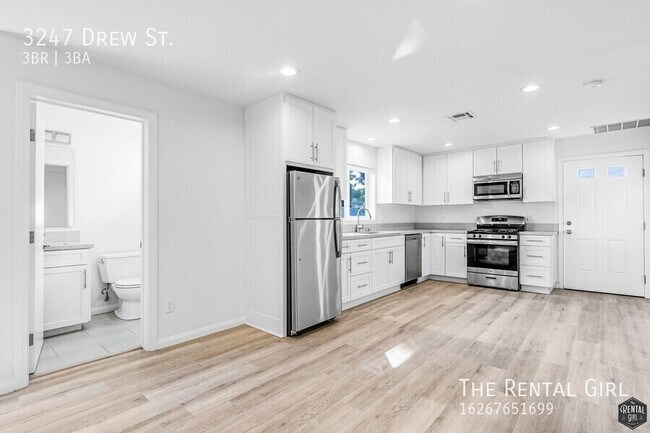 Foto del edificio - 3247 Drew St