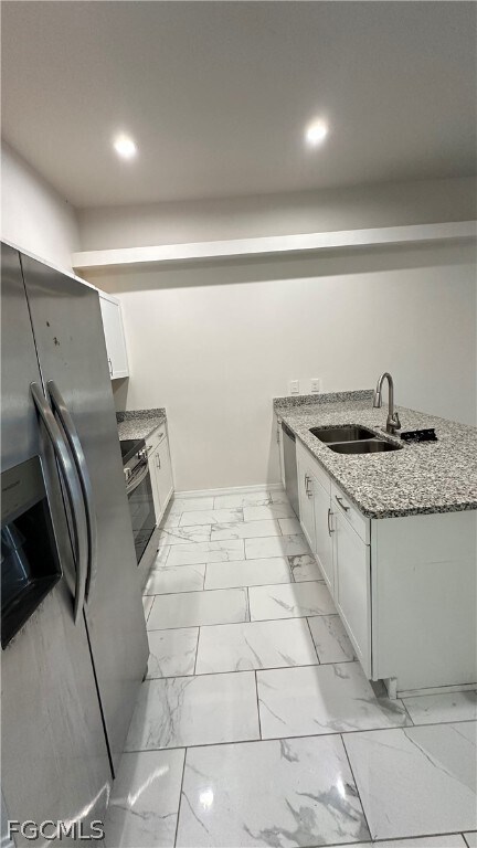 Building Photo - 3305 SW 15th Pl