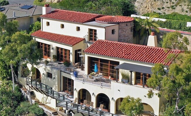 Foto del edificio - 1131 Emerald Bay