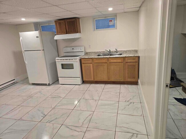 Foto del edificio - 78 Potters Ave