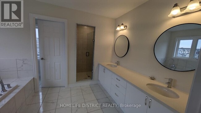 Building Photo - 160 Belmont Dr