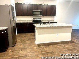 Foto del edificio - 848 Cinnamon Teal