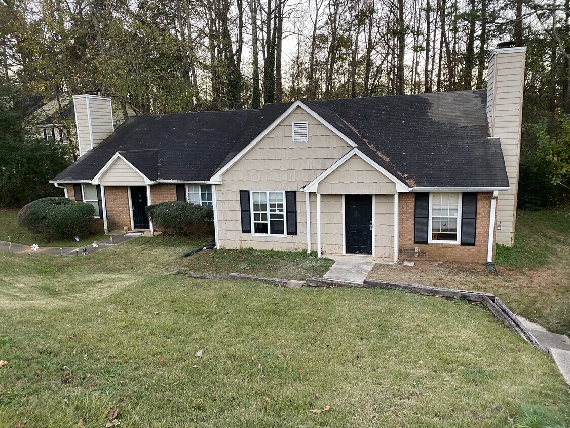 Foto principal - 5091 Farm Valley Dr NE