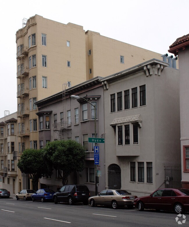 Building Photo - 1280 Pine St