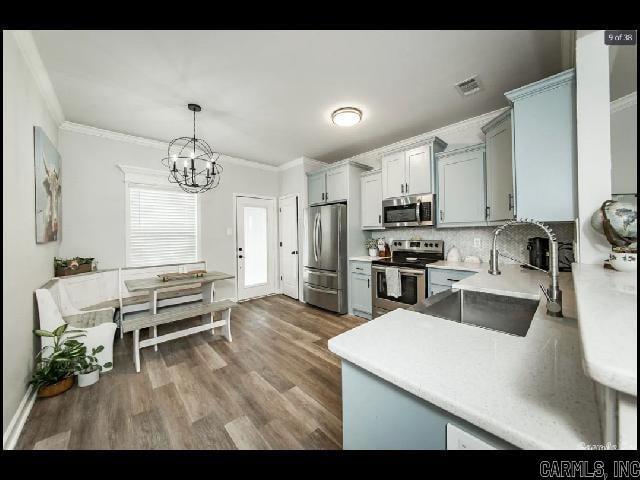 Building Photo - 13 Woodhaven Dr