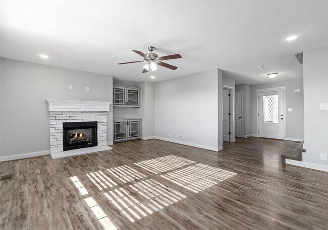 Building Photo - 468 Mirren Cir