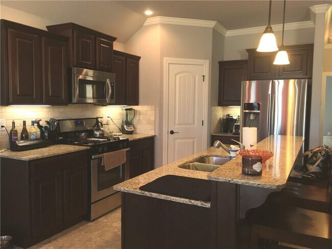 Foto del edificio - 2960 W Topaz Dr