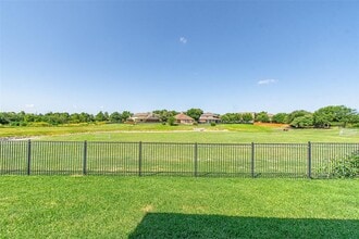 Building Photo - 4193 Fairmeadow Dr