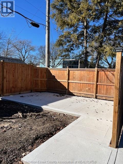 Photo du bâtiment - 3401 Roxborough Ave