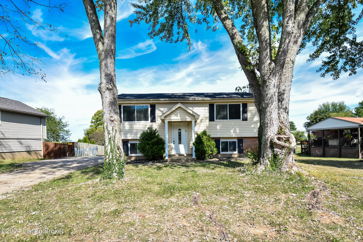 Foto principal - 7015 Apple Orchard Ln