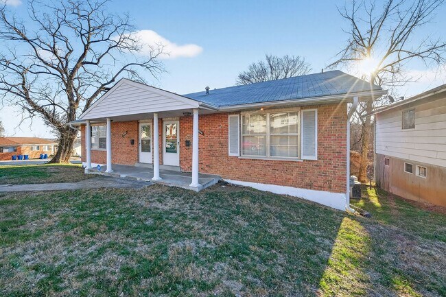 Building Photo - 8908 Scottdale Ave