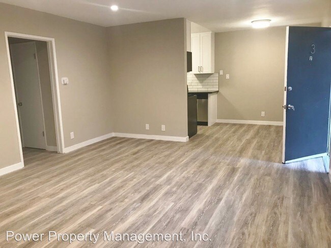 Foto del edificio - 4355 Mammoth Ave