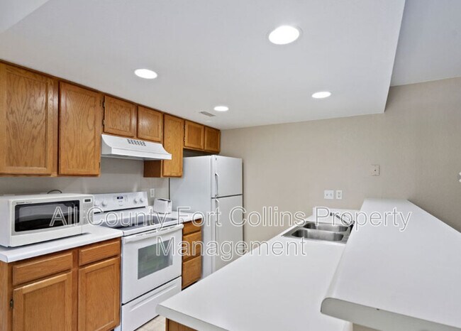 Foto del edificio - 1225 W Prospect Rd