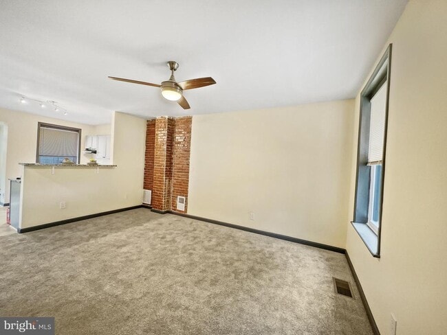 Foto del edificio - 434 N Bouldin St