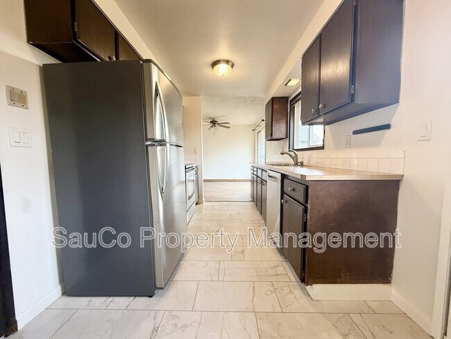 Foto del edificio - 425 S 8th St