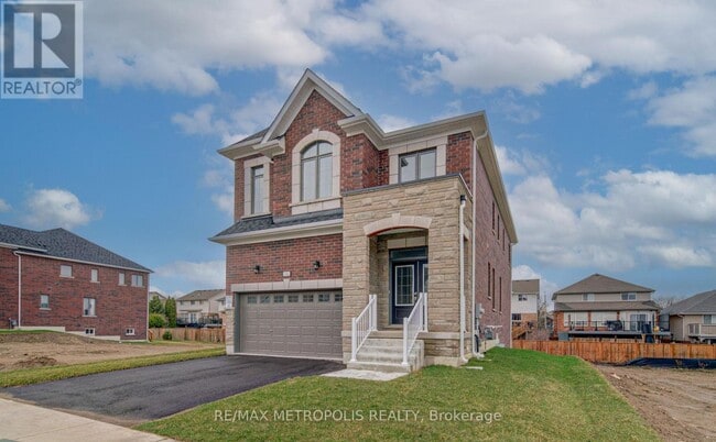 Building Photo - 100 Moss Dr