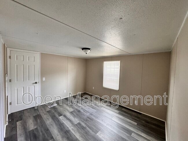 Foto del edificio - 1400 Cleveland Rd