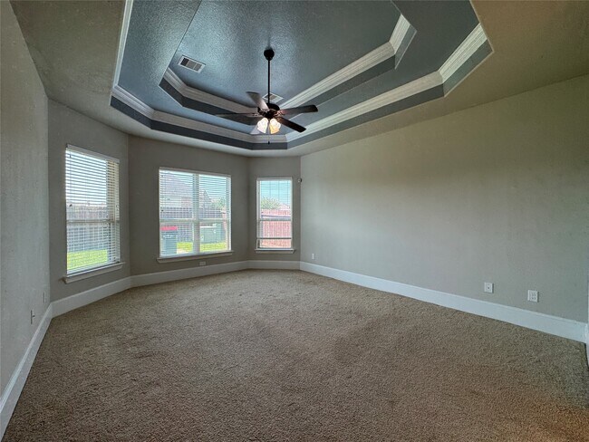 Building Photo - 30154 Southern Sky Dr