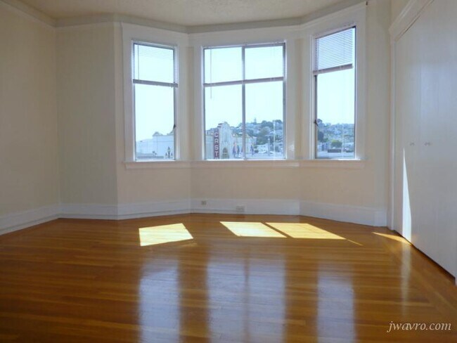 Foto del edificio - 2420 Market St