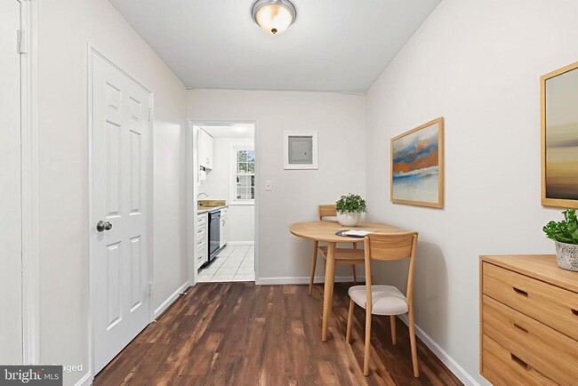 Foto del edificio - 4307 2nd Rd N