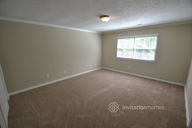 Building Photo - 161 Walthall Ave SE