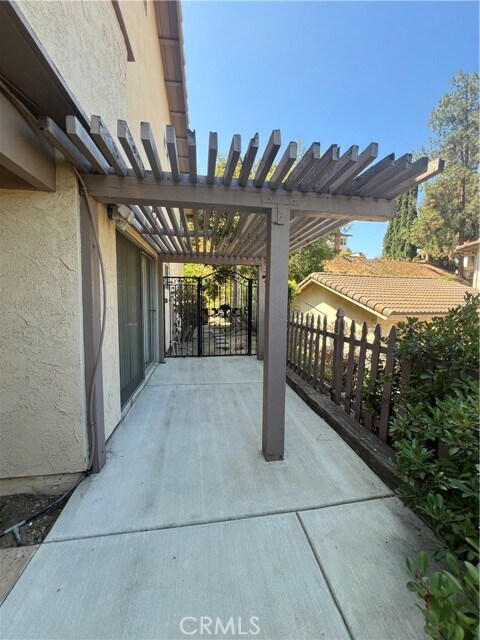 Foto del edificio - 20524 Summertown St