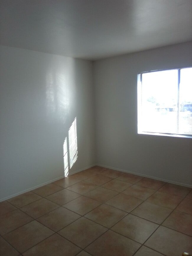 Foto del edificio - 66760 8th St