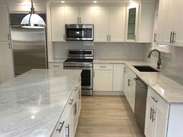 Foto principal - 14515 Neponsit Ave