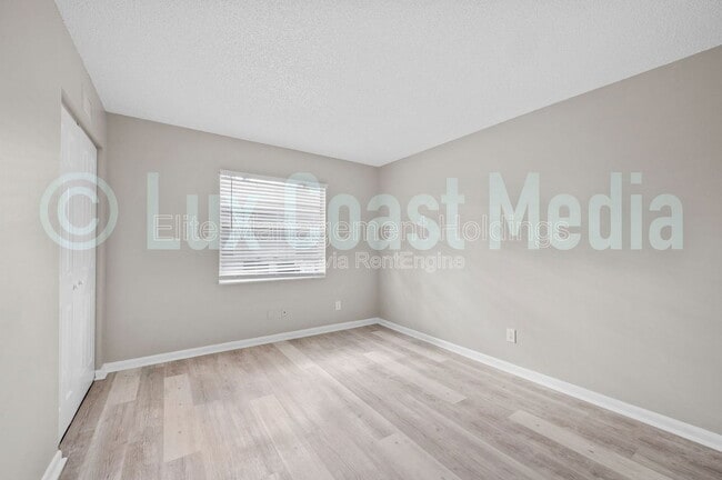 Photo - 1486 40th Ave Apartment