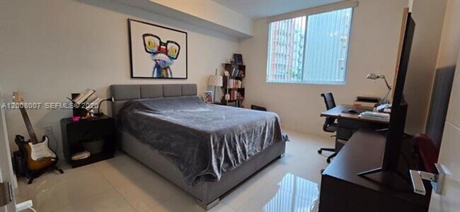 Foto del edificio - 7825 NW 107th Ave