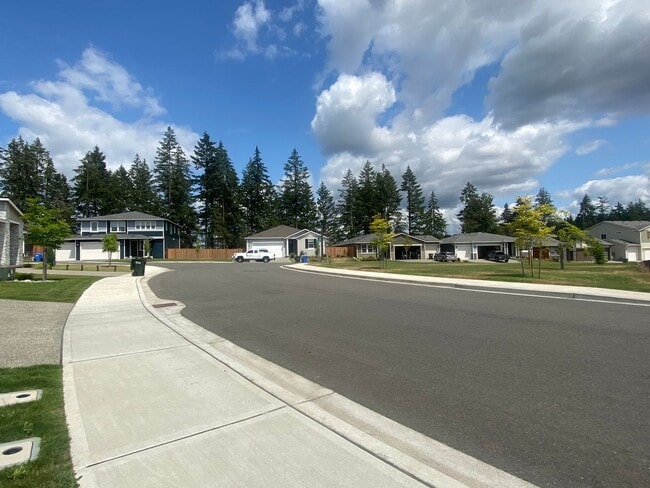 Building Photo - 12616 177th Ave E