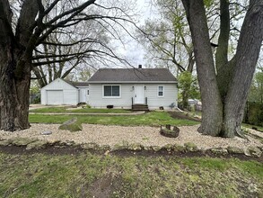 Building Photo - 3037 Horton St