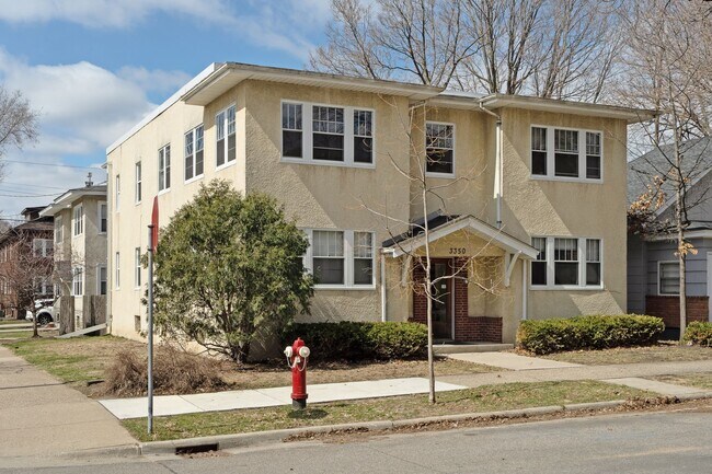 Foto del edificio - 1012 W 34th St