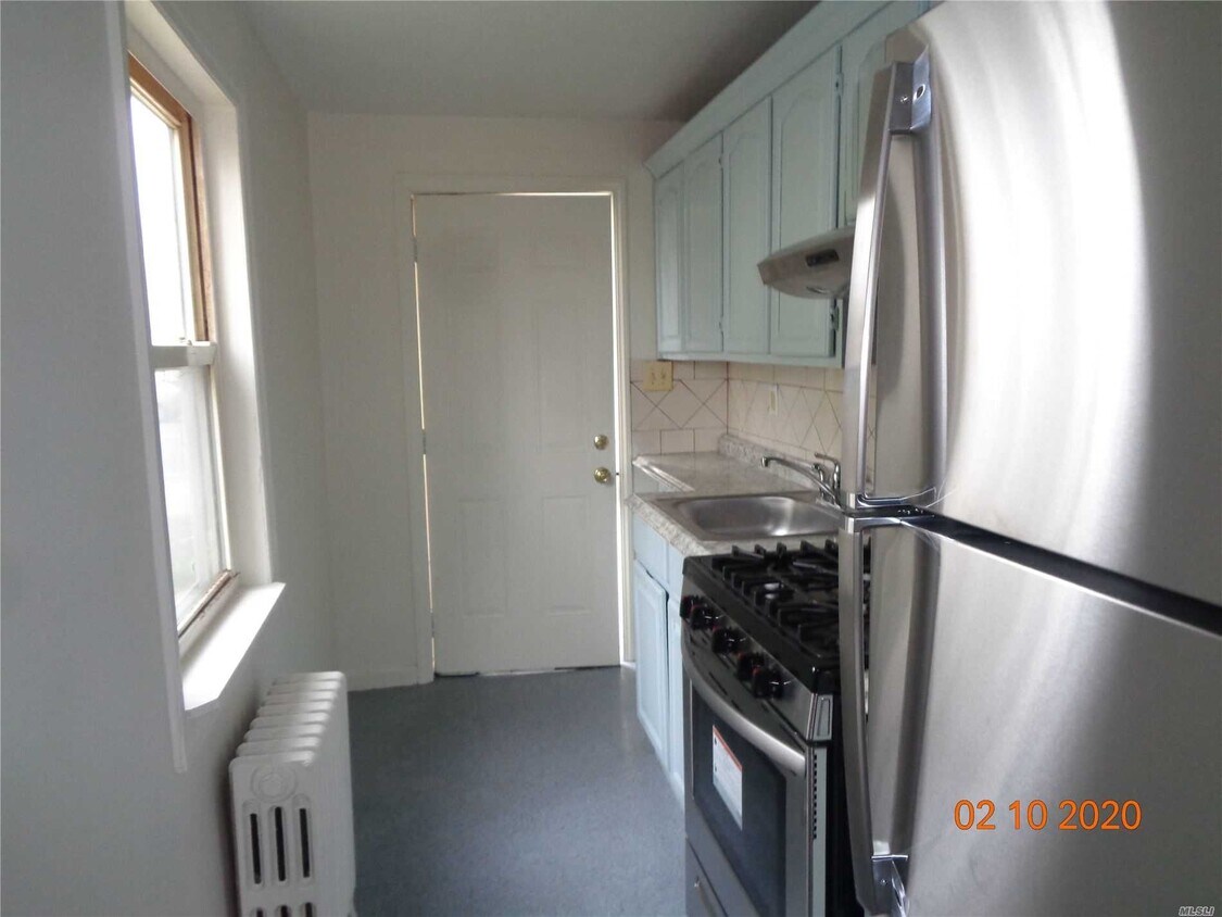 805 Nassau Rd Unit 1, Uniondale, NY 11553 Apartment for Rent in