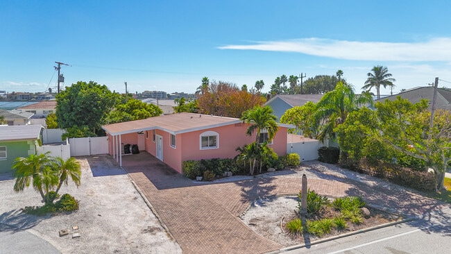 Photo - 2173 W Vina Del Mar Blvd House