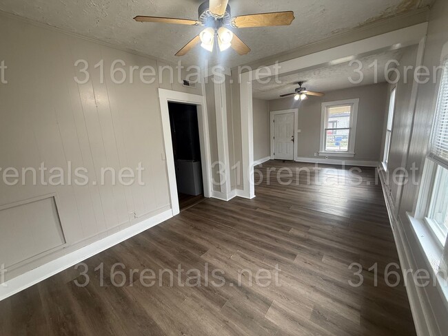 Foto del edificio - $945- 3 bed 1 bath home - Single Family Home