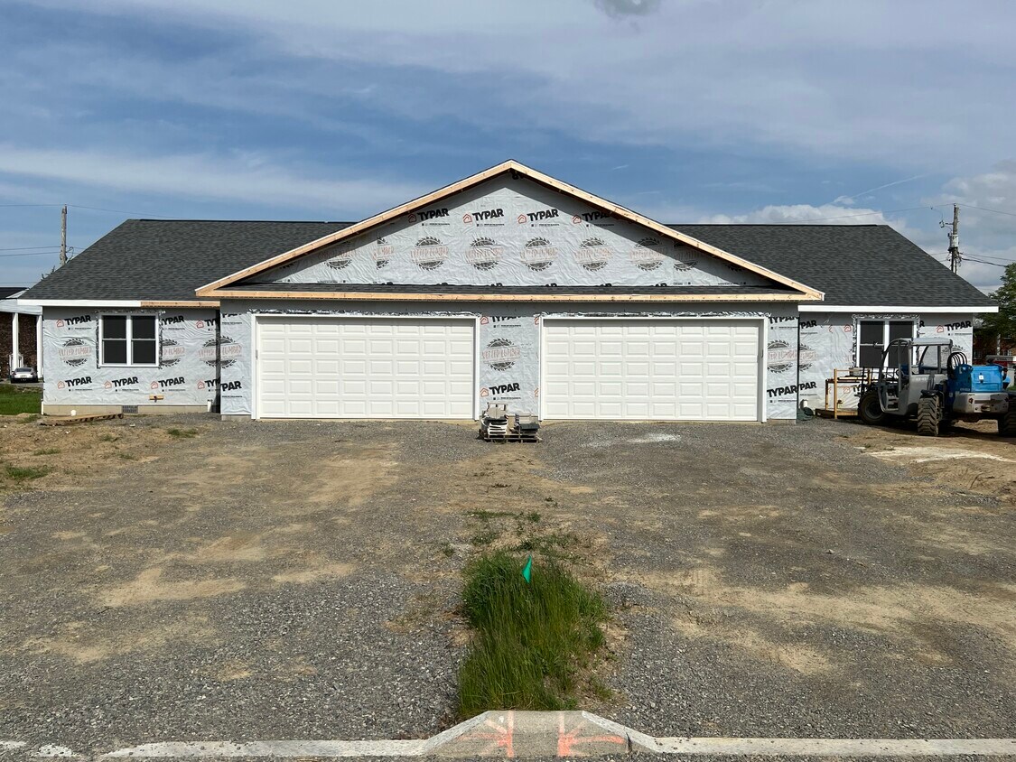 2755 Goldenrod Ln, Findlay, OH 45840 House Rental in Findlay, OH