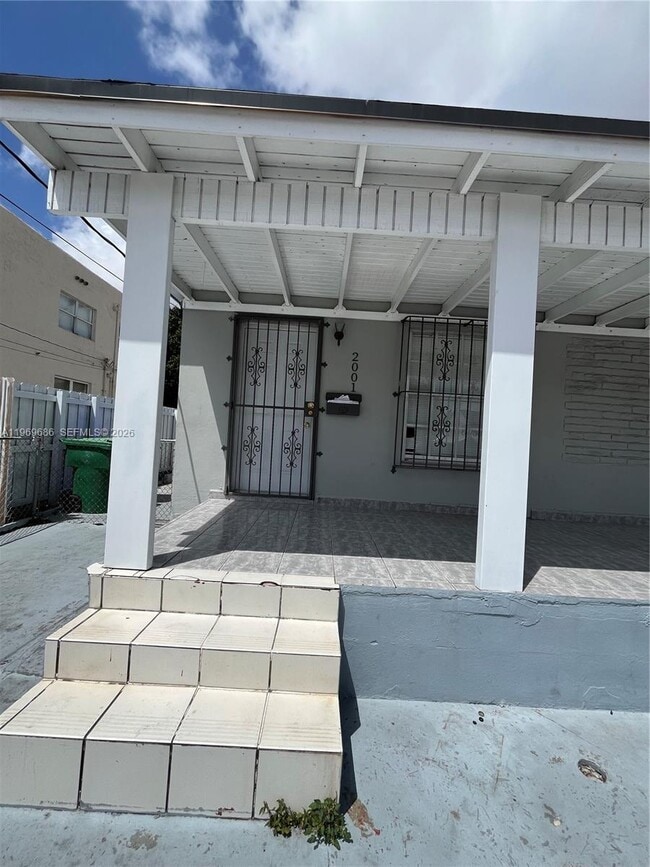 Building Photo - 1999 NW 2nd St