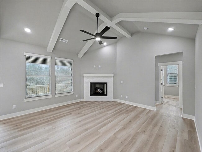 Building Photo - 52 Claxton Dr